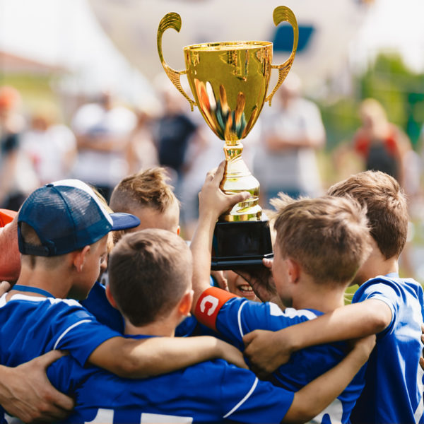 Trophée d'une compétition pour clubs de sport d'équipe