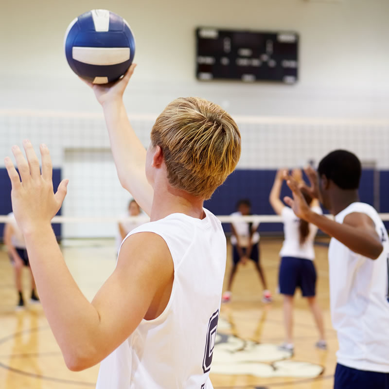 Match de club de volleyball amateur